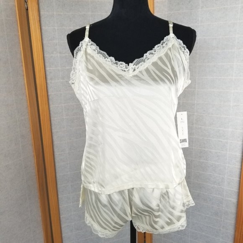 Rachel Zoe Satin & Lace Lingerie Set Pajamas Ivory Camisole & Shorts Large